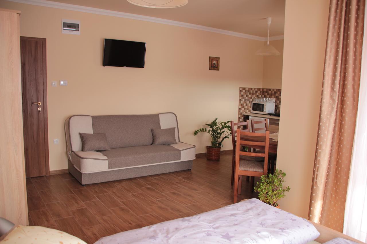 Imola és Andrea Apartmanház 2 Hajdúszoboszló Esterno foto