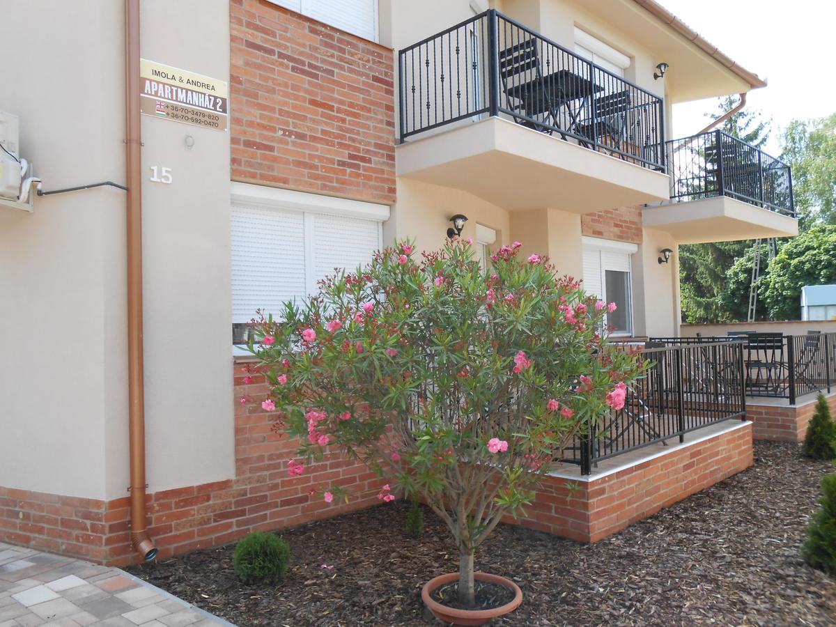 Imola és Andrea Apartmanház 2 Hajdúszoboszló Esterno foto